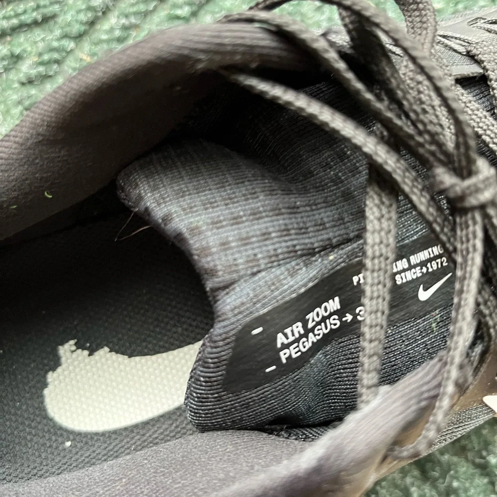 Nike Men’s Air Pegasus 39 Road Running Shoes Black White Size 11 - Picture 5 of 6